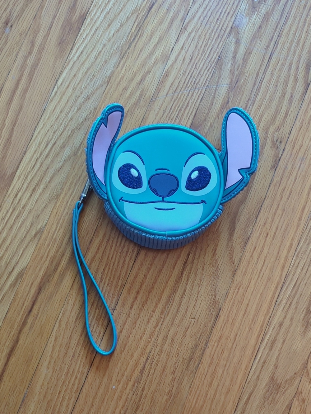 Loungefly Wristlet -  Stitch Face
